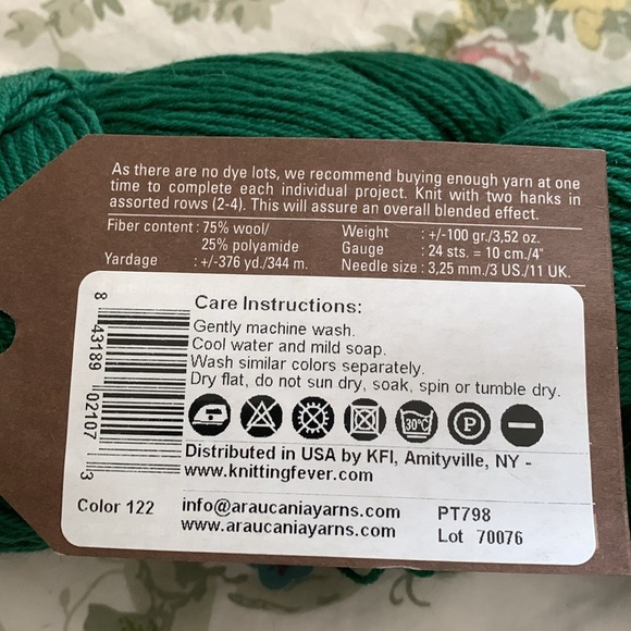 Skein Araucania yarn - Picture 2 of 2